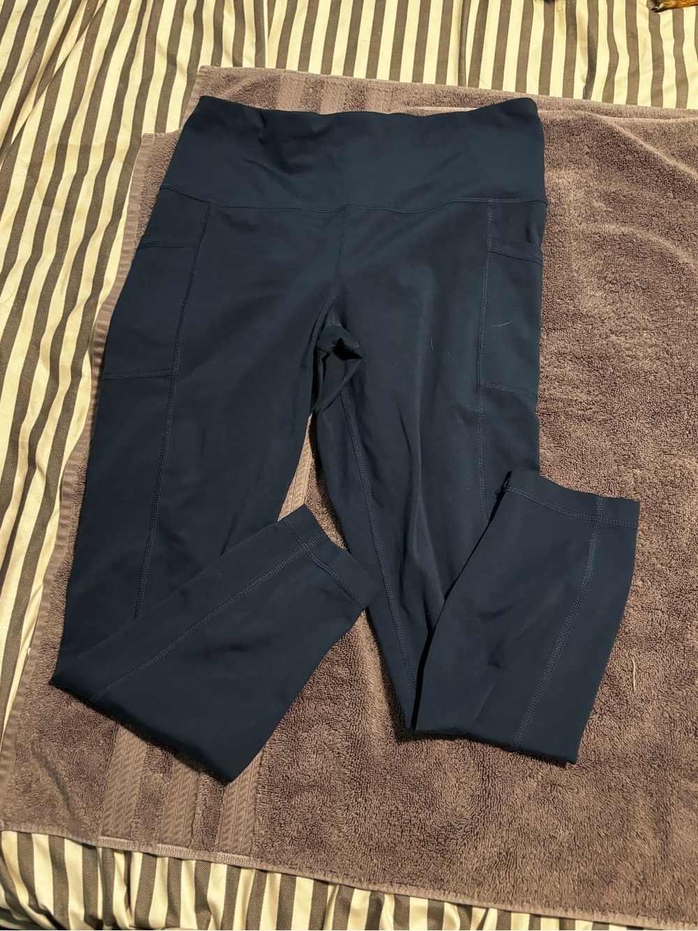 Womens size L Yogalicious Deep Navy High-Waist Pocket Leggings